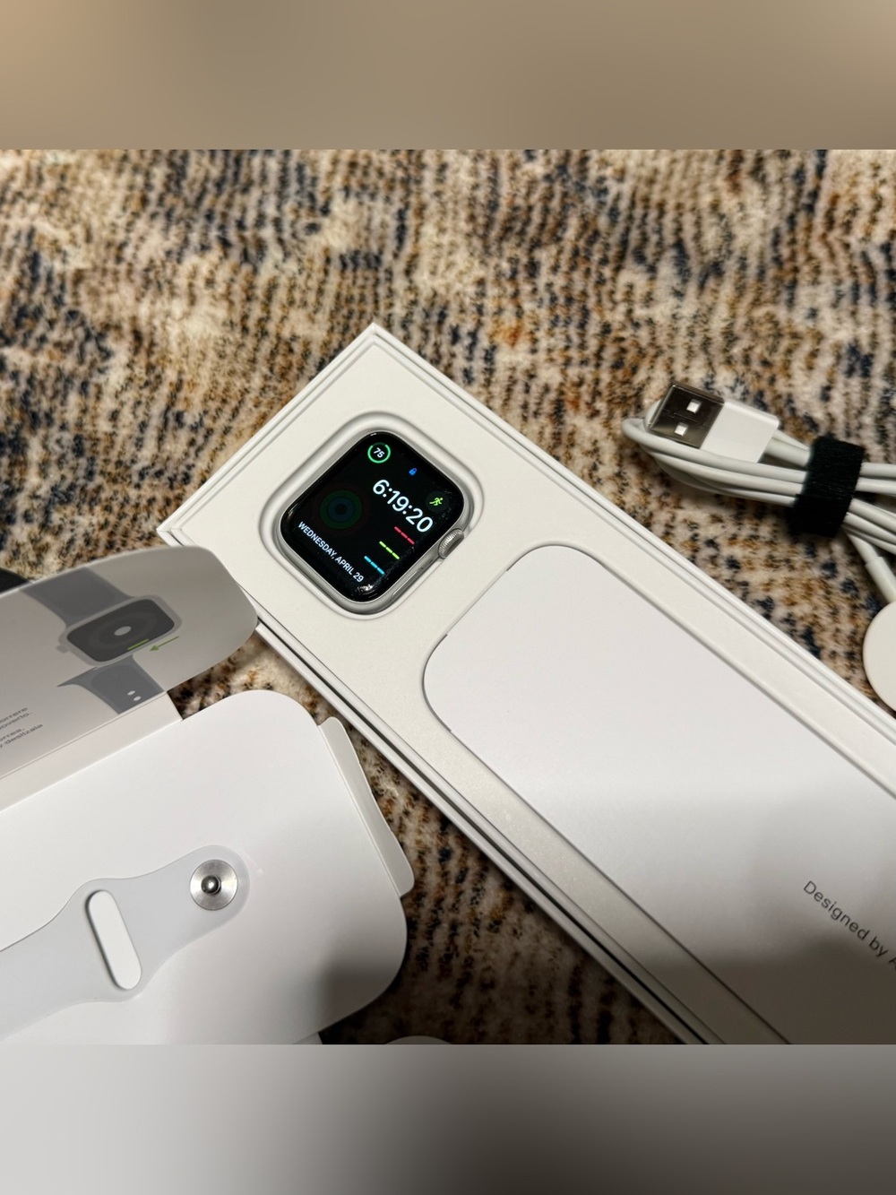 Apple Watch Series 6 — 40mm — White Sport Band plus dressy bands - Picture 7 of 11